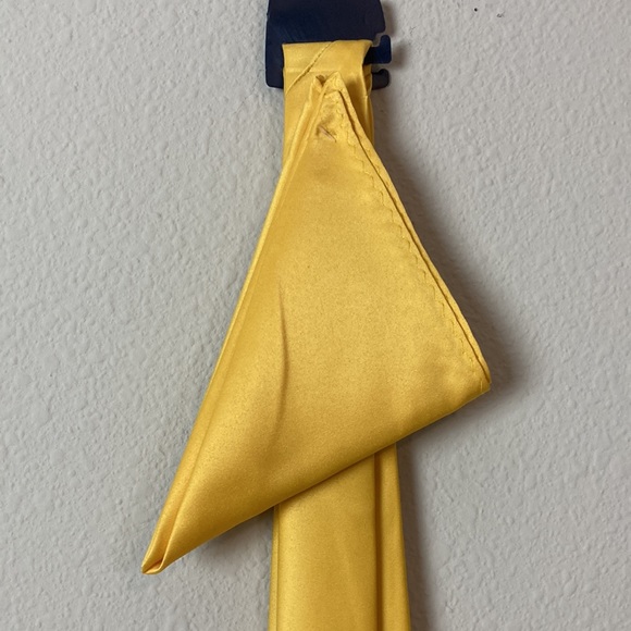 UMO LORENZO 2PC Solid Necktie Matching Hanky Set YELLOW for Men - Picture 8 of 9